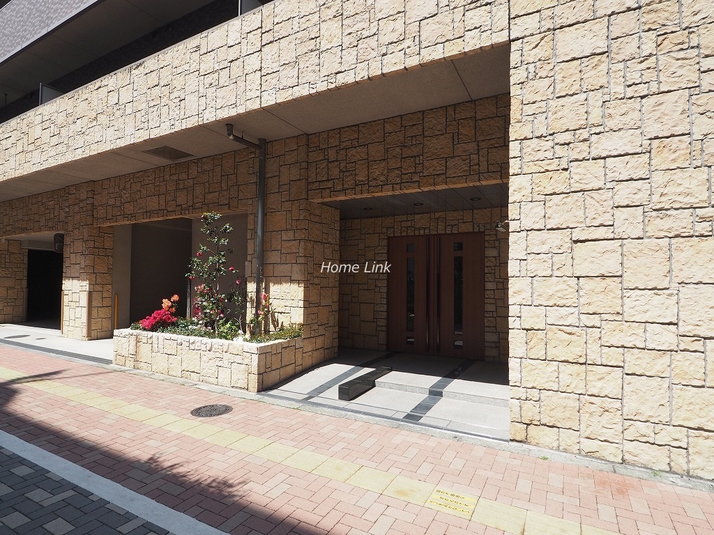 カテリーナ池袋西プラザタワー　エントランス